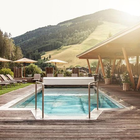 Hotel Sonnegg ザールバッハ・ヒンターグレム エクステリア 写真