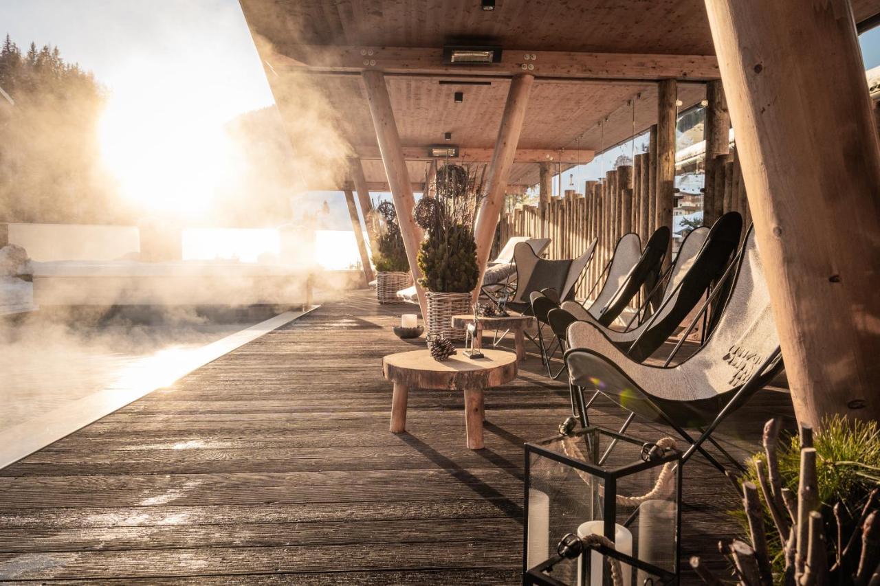 Hotel Sonnegg ザールバッハ・ヒンターグレム エクステリア 写真