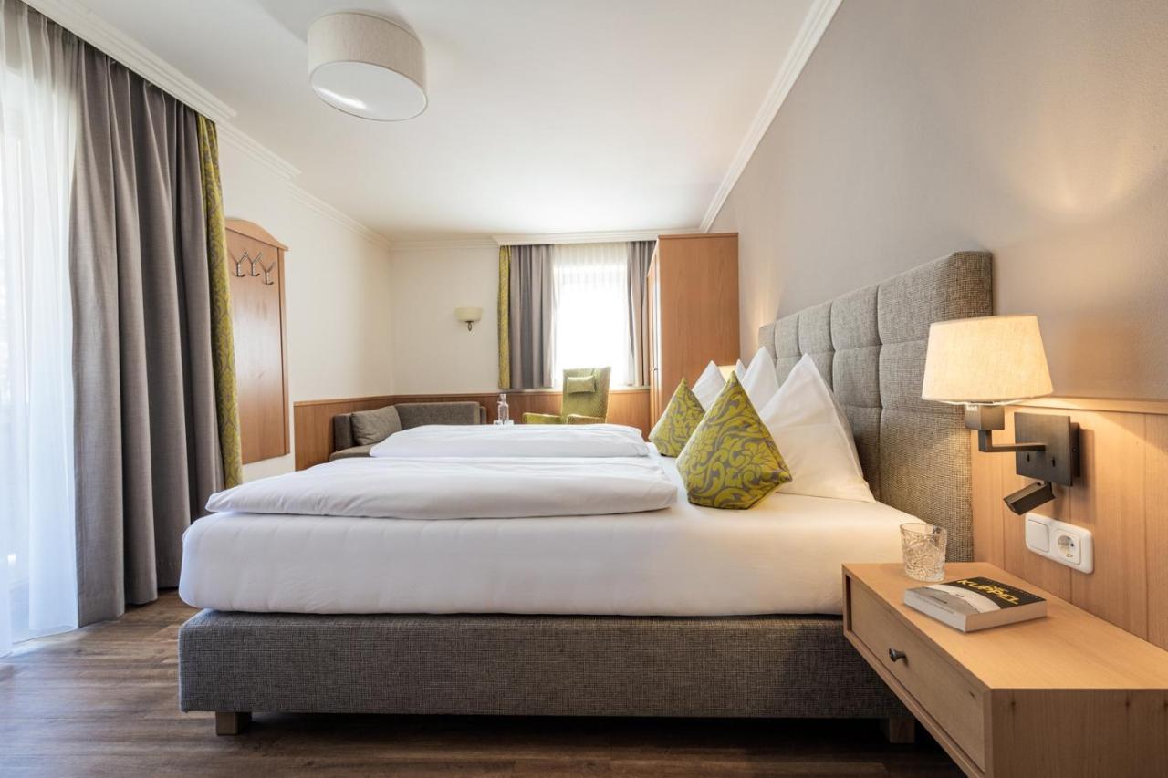 Hotel Sonnegg ザールバッハ・ヒンターグレム エクステリア 写真
