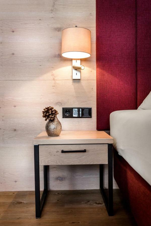 Hotel Sonnegg ザールバッハ・ヒンターグレム エクステリア 写真